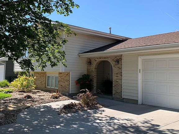 3rd image of 1507 Liberty Dr