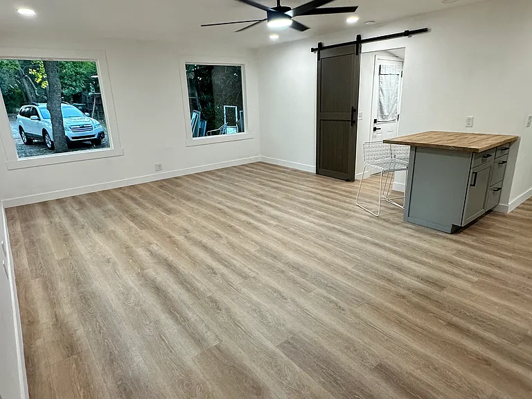 1377 Willis St — Photo 11