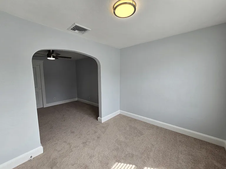 288 Pleasant St #7 — Photo 11