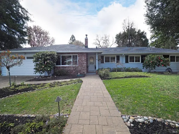 4769 Londonberry Drive, Santa Rosa, CA 95403