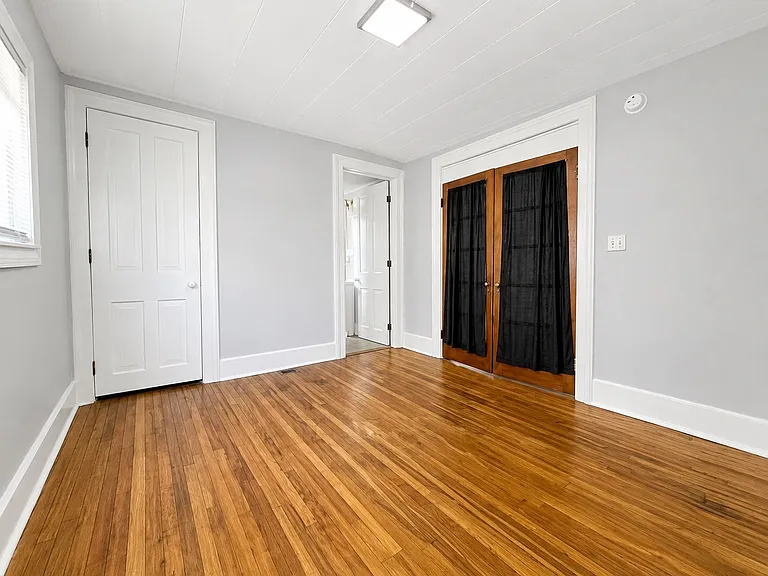 1207 Central Ave #1 — Photo 3