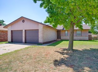 3805 Oak Valley Rd, Oklahoma City, OK 73135