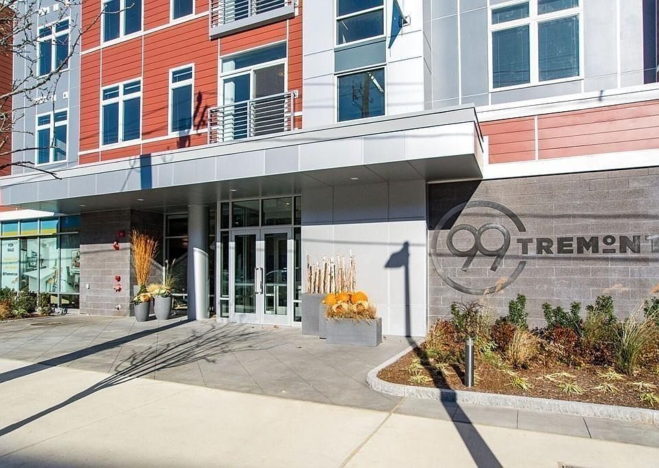 1st image of 99 Tremont St #313