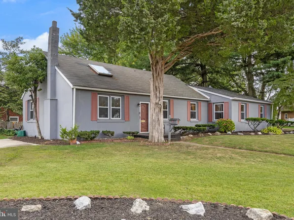 102 Lincoln Ave, Mount Ephraim, NJ 08059