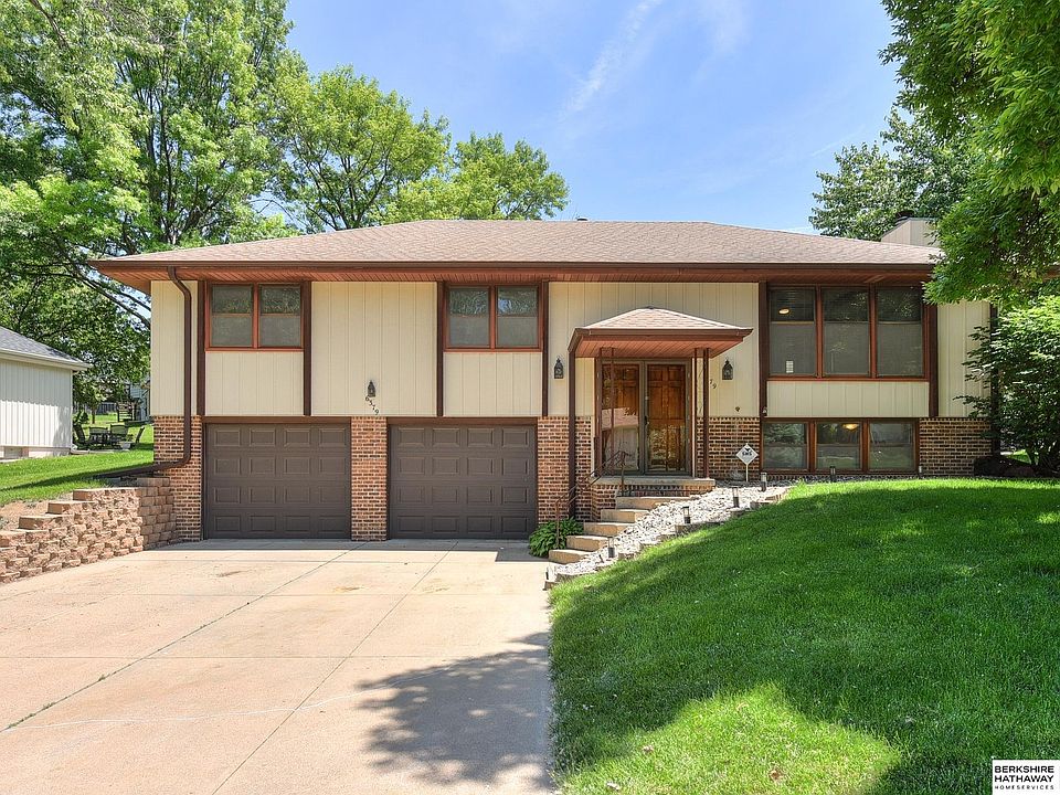 1st image of 6379 Ponderosa Dr