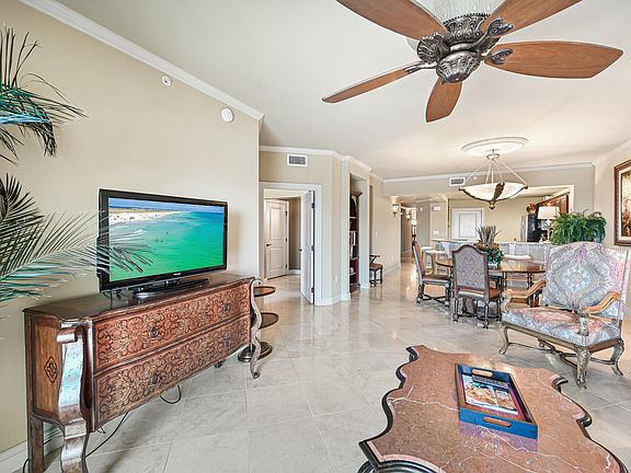 5th image of 770 Harbor Blvd Unit 8H