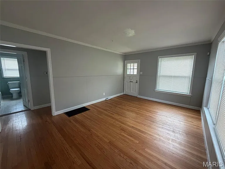 9413 Corregidor Dr — Photo 3