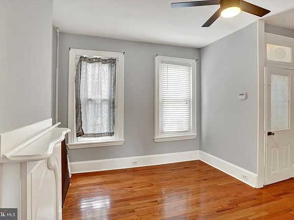 4th image of 4127 Orchard St