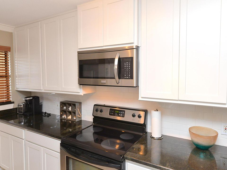 1st image of 91 Norwood Dr Unit 21
