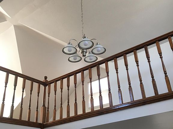 3rd image of 301 E Broadway #2