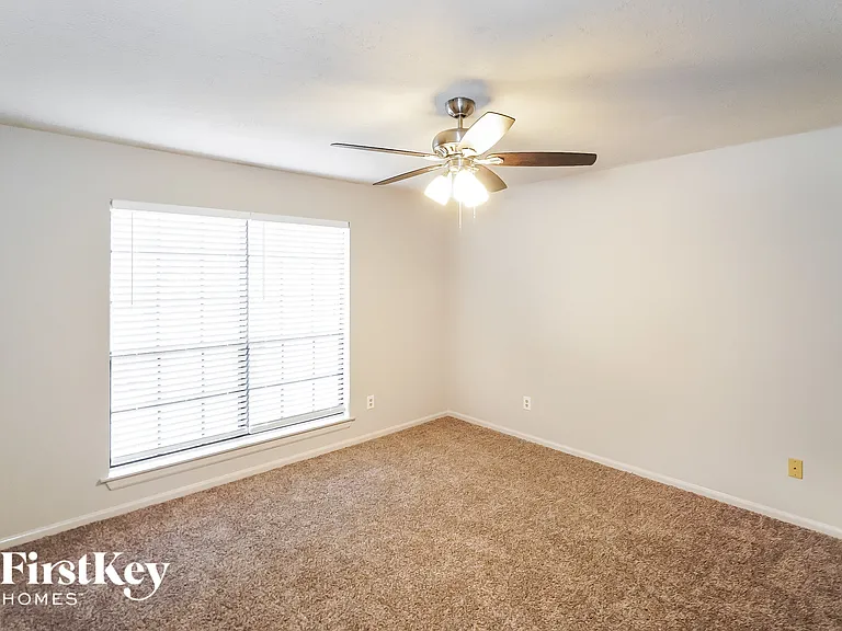 16810 Poplar Hill St — Photo 12