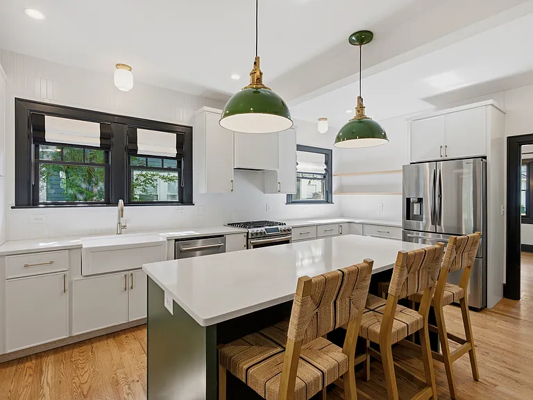 1043 Sharpe Ave — Photo 16