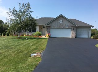 15294 Wedgewood Dr, South Beloit, IL 61080