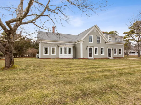 33 Loring Avenue, West Dennis, MA 02670