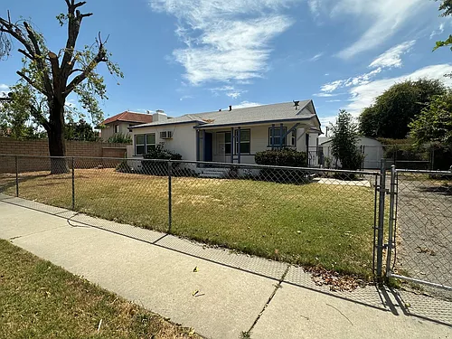 3708 Broadmoor St Photo 1