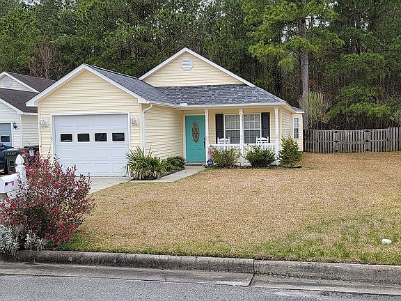 4th image of 300 Forest Park Dr