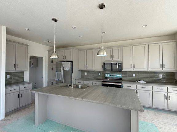2nd image of 11928 E Stewert Dr #104