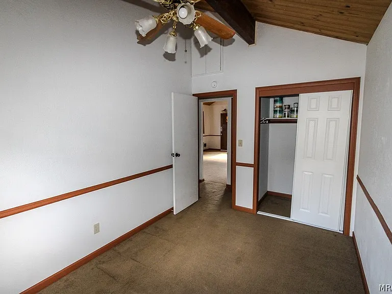 2084 8th Ln — Photo 14