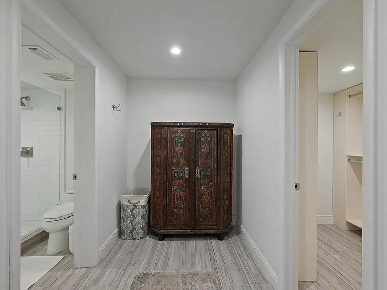 11355 Pond View Dr #D104 — Photo 14