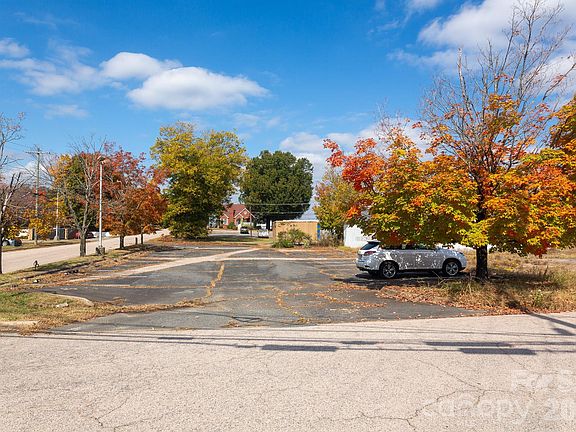 5th image of 0 Jackson Park Rd