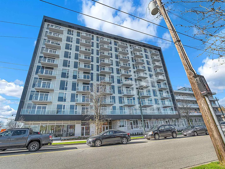 2729 Kingsway #7XX — Photo 31