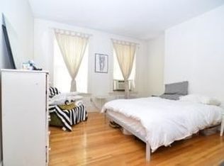 8 Fayette St APT 4L, Boston, MA 02116