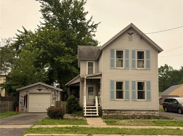 111 W Lynde St, Watertown, NY 13601