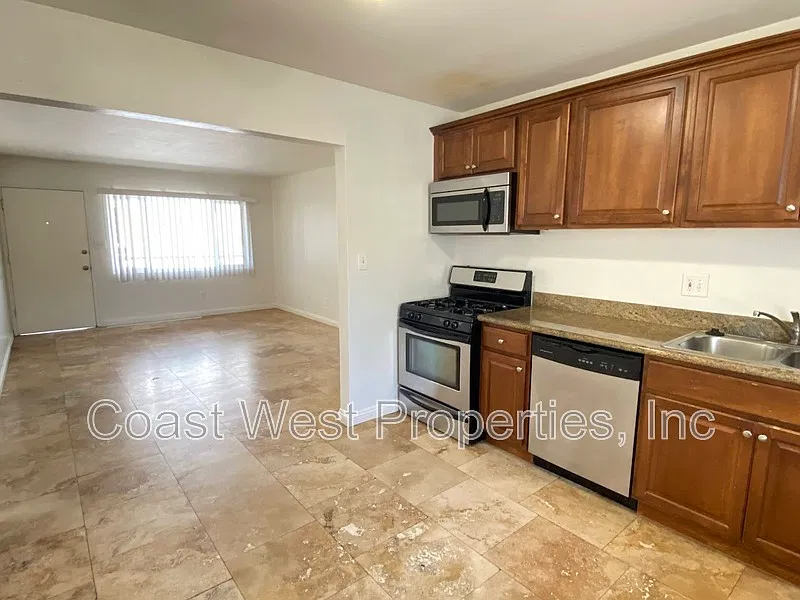 2 bed, 1.0 bath, 775 sqft, $2,750 — Photo 4
