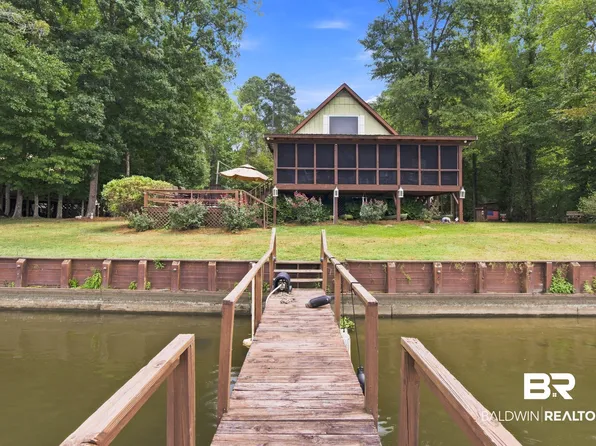 6043 Henderson Rd, Lowndesboro, AL 36752