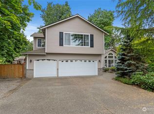 1116 198th Ave E, Lake Tapps, WA 98391