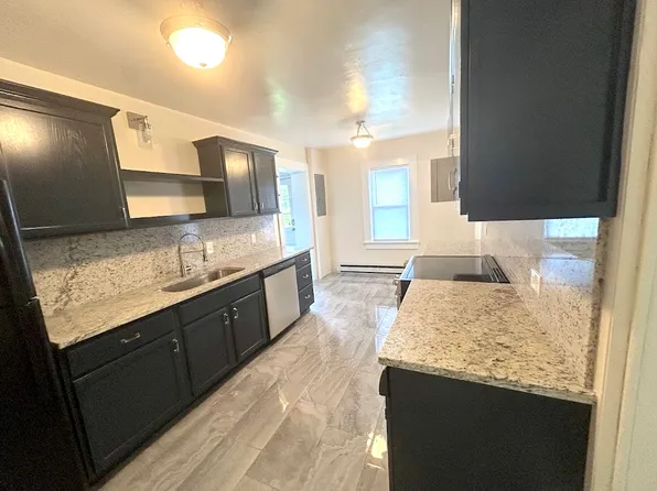 1100 Harrison Ave, Kingsport, TN 37665