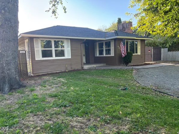 4225 Summers Ln, Klamath Falls, OR 97603