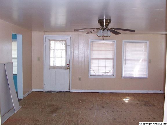 4th image of 4585 County Road 1518