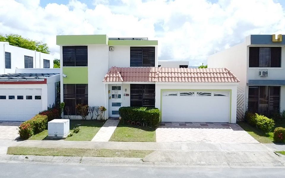 1st image of Urb Brisas Del Parque Calle A Aa #8