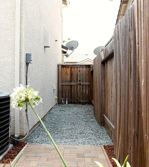 1706 Loon Lake St — Photo 22