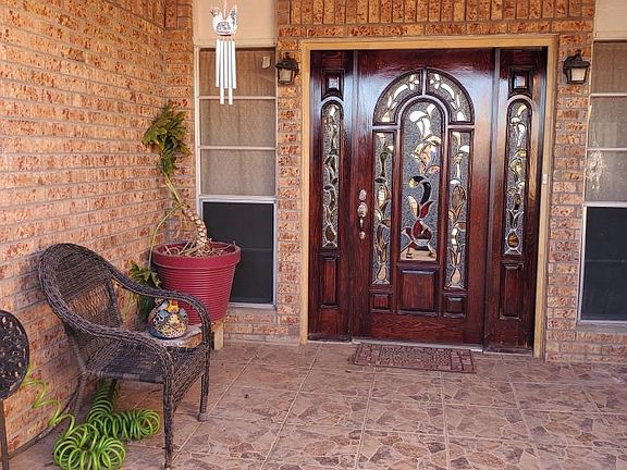 3rd image of 752 Grijalva Dr