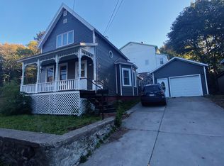 907 Ruby Ave, Houghton, MI 49931