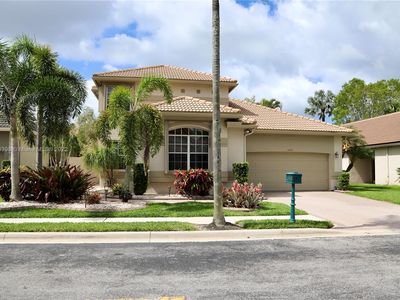 1442 Lacosta Dr E, Pembroke Pines, FL, 33027
