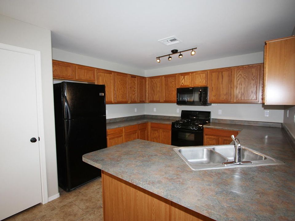 1st image of 424 W Dawn Blossom Dr