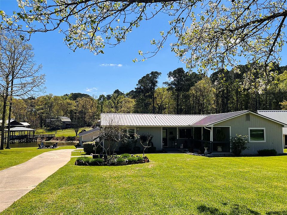 1st image of 1776 Lakeshore Dr