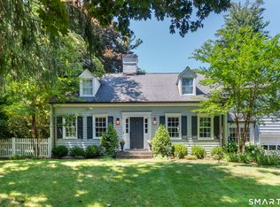 17 Richmond Drive, Darien, CT 06820