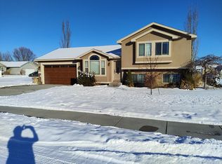 453 Cardinal Dr, Shelley, ID 83274