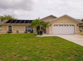 1103 SE 20th St, Cape Coral, FL 33990
