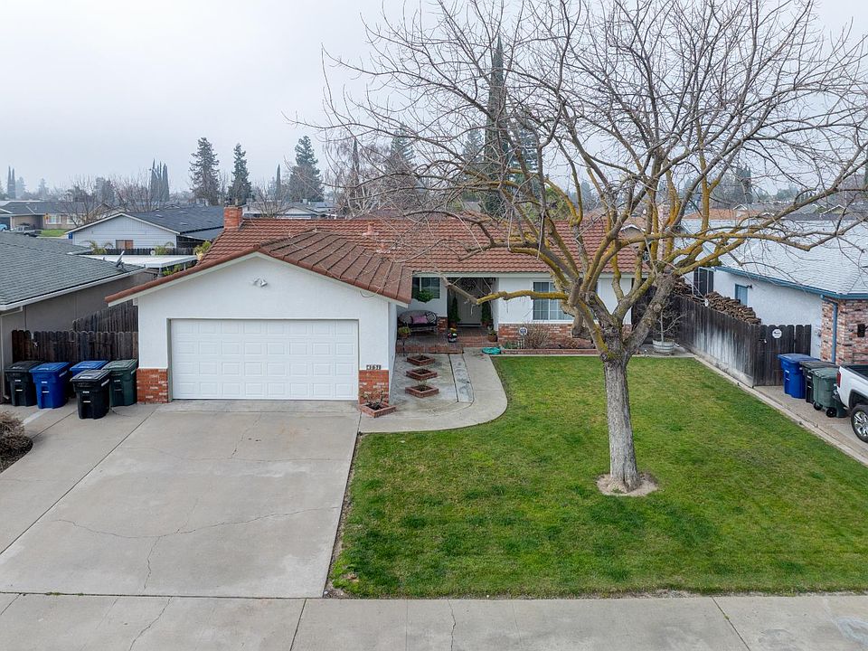 1st image of 4731 Rollingwood Dr