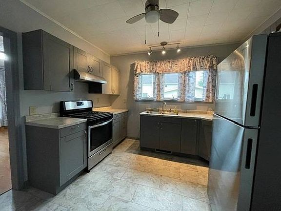 4th image of 355 W Lincoln St