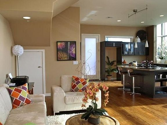 4th image of 449 SE Washington St Unit 209
