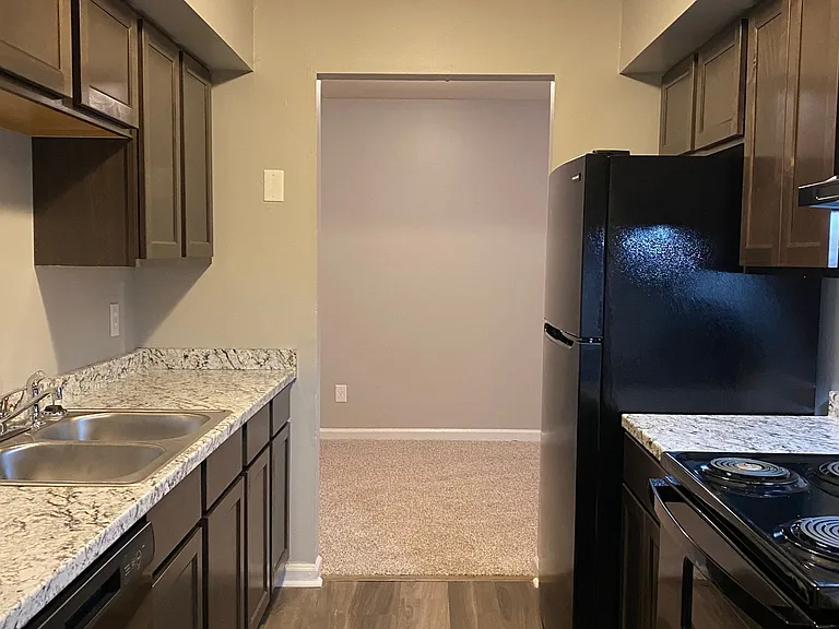 3875 Northeast Dr #D — Photo 7