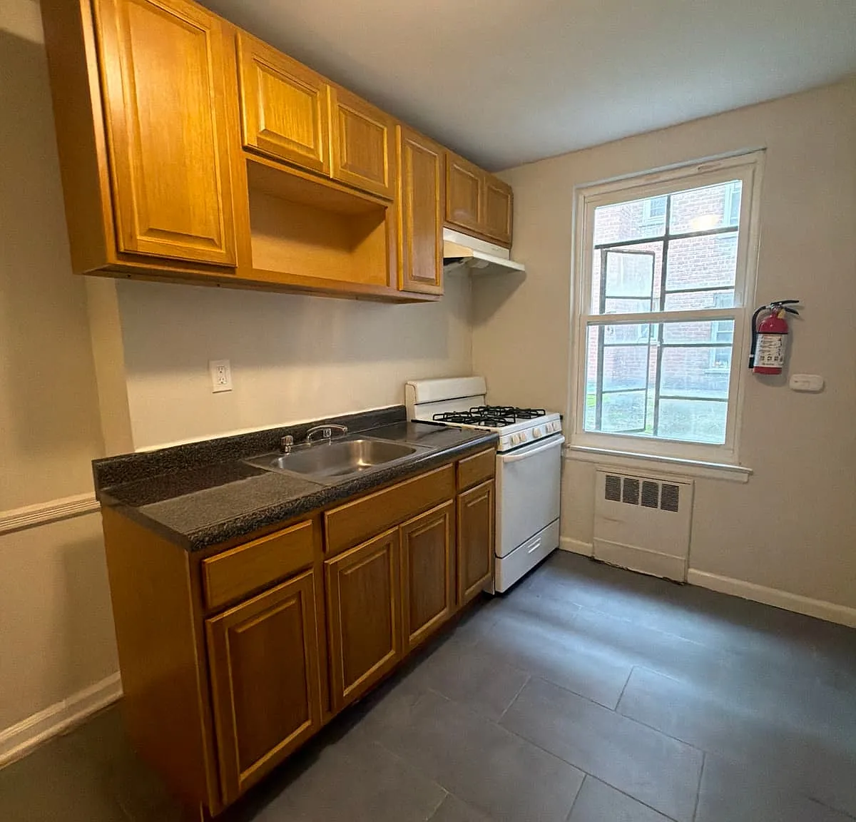 2 bed, 800 sqft, $1,850 — Photo 1