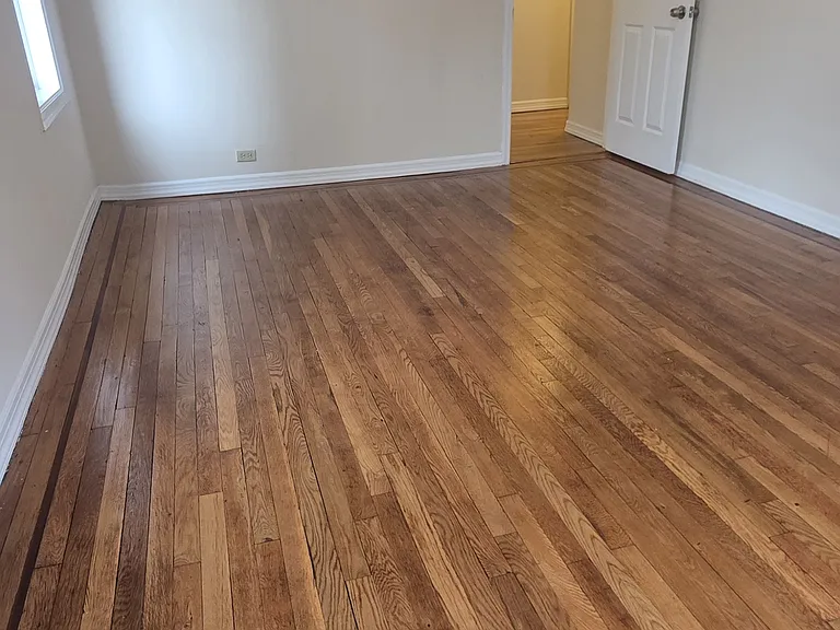 4330 46th St #4 — Photo 13