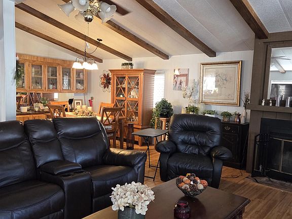 5th image of 17 Bradley Ln